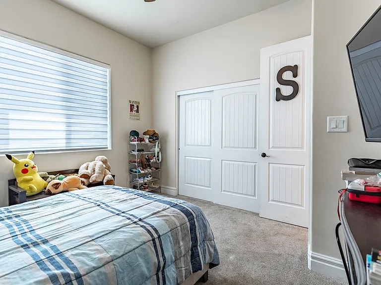 2070 S Araby Rd — Photo 33