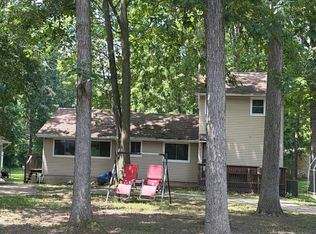 13266 Torrey Rd, Fenton, MI 48430