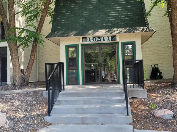 10511 Cedar Lake Rd APT 319, Minnetonka, MN 55305
