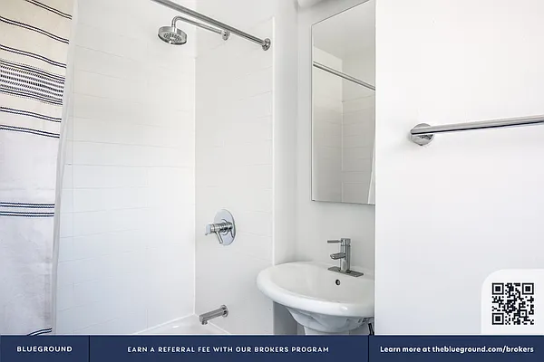 Rented by The Blueground | media 19