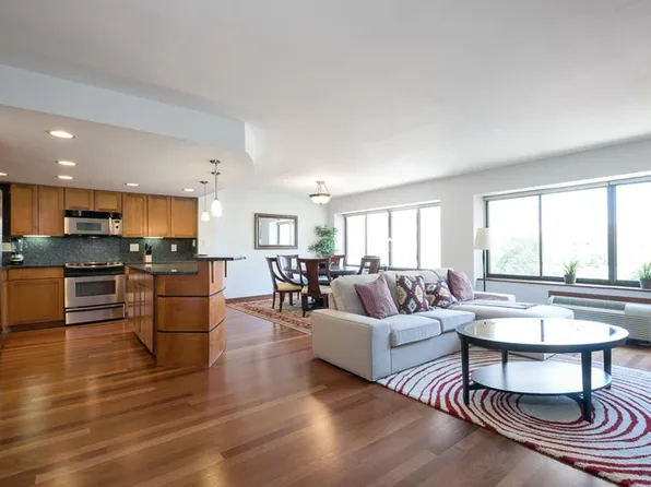 2405 I St NW #Id1587673p, Washington, DC 20037