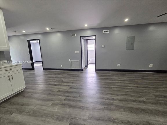 4th image of 8227 NW 39th St #8227