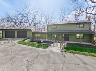 2729 Stratford Rd, Lawrence, KS 66049