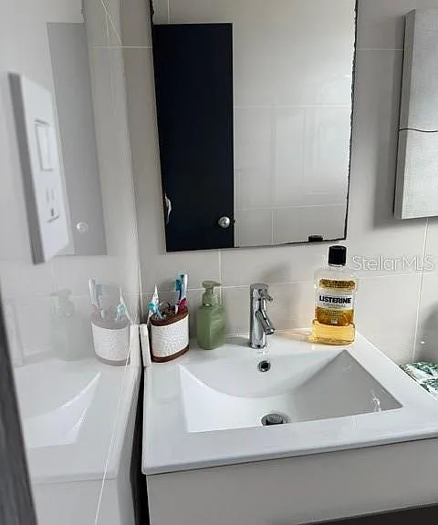 711 Union St #8 — Photo 15