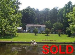 2458 McWhirter Ln, Liberty Hill, SC 29074