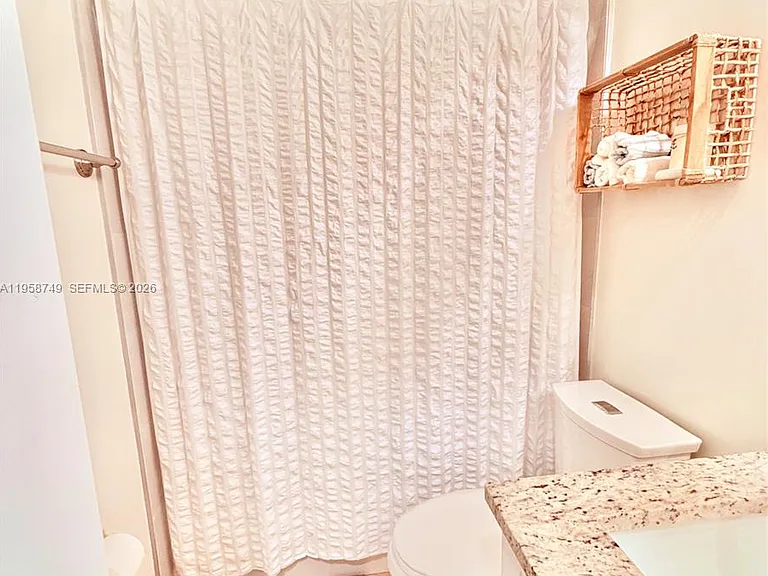 3370 Beau Rivage Dr #4-Q — Photo 8