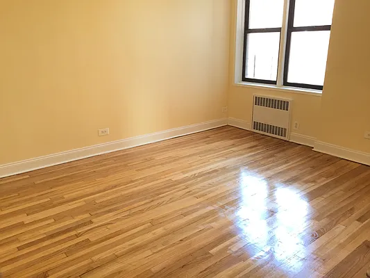 Rented by Zuz Realty | media 9