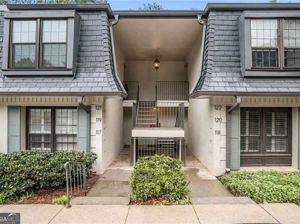 122 Maison Pl NW