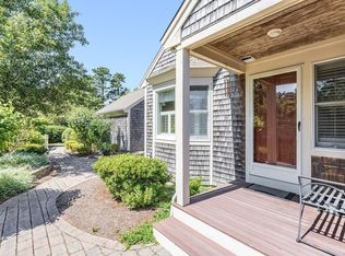 1 Pinchion Vale, Plymouth, MA 02360