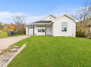 3018 Lee Ave, Fort Worth, TX 76106