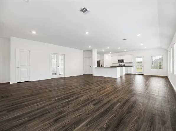 5232 Pine Pass Dr, Richmond, TX 77469