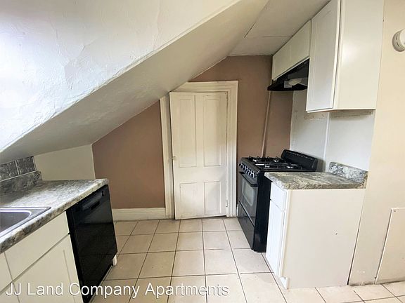 5th image of 718 N Euclid Ave Floor 3