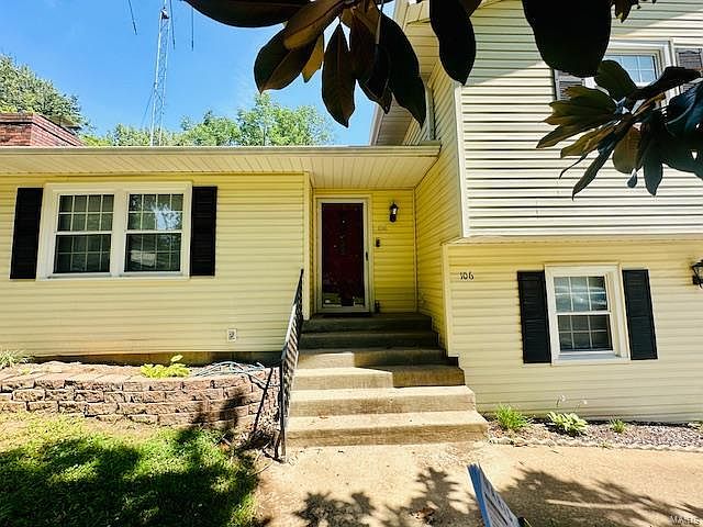 1st image of 106 Rivercrest Dr