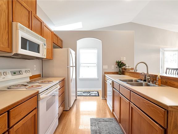 5th image of 4514 120th St NE