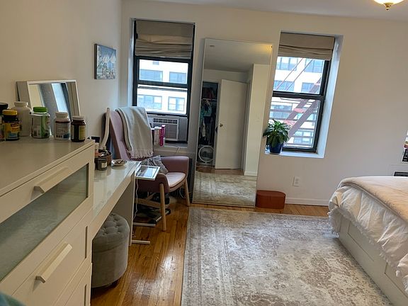 2nd image of 585 3rd Ave APT 3