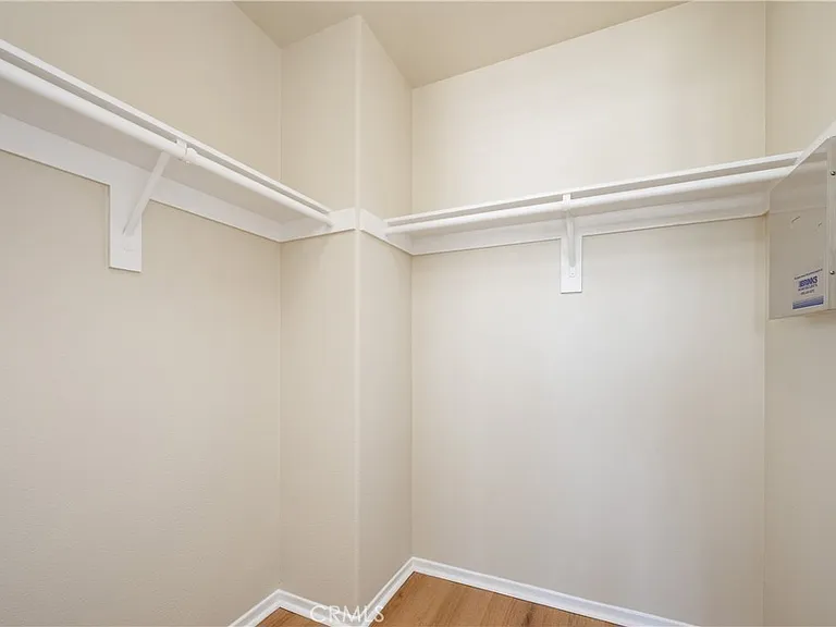 17526 Orangetree Dr — Photo 29