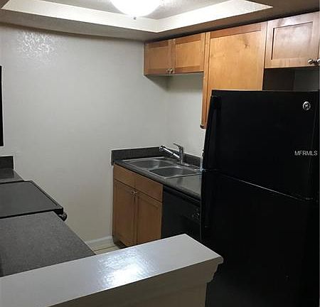 4th image of 153 Lewfield Cir #153