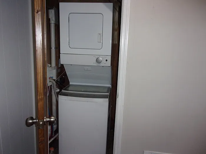 2405 Julia Ave #1 — Photo 8