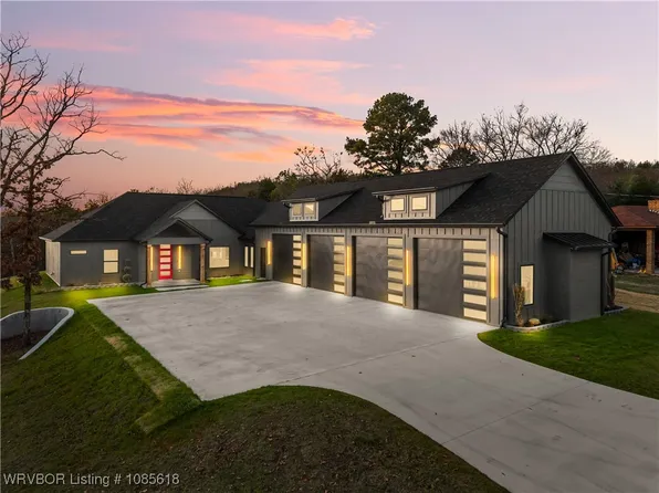 803 Rockside Dr, Greenwood, AR 72936