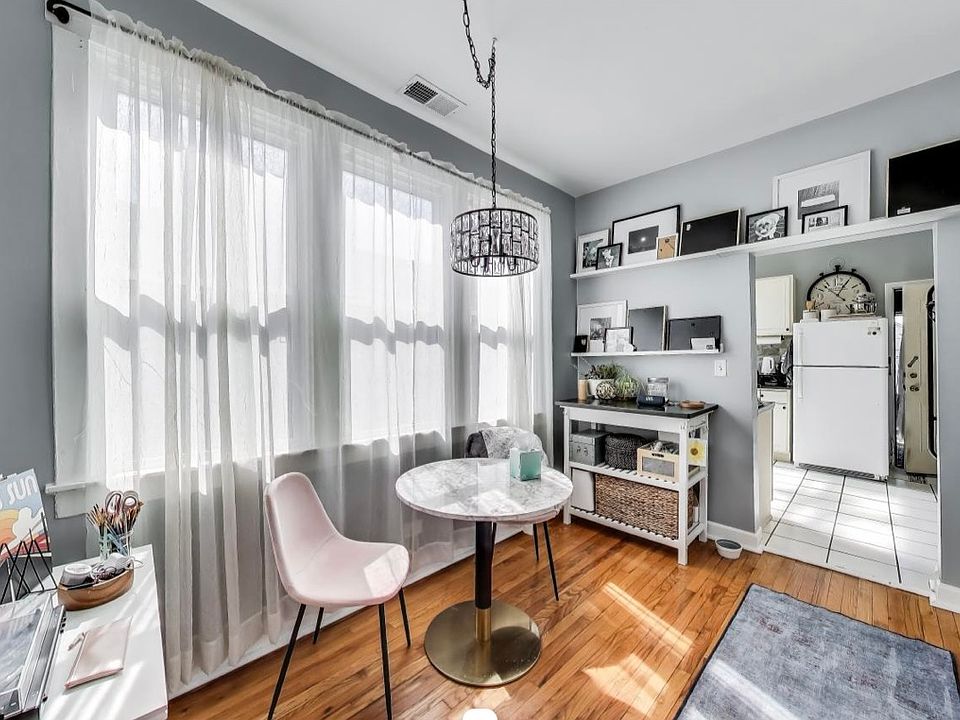 1st image of 1630 N Talman Ave #2