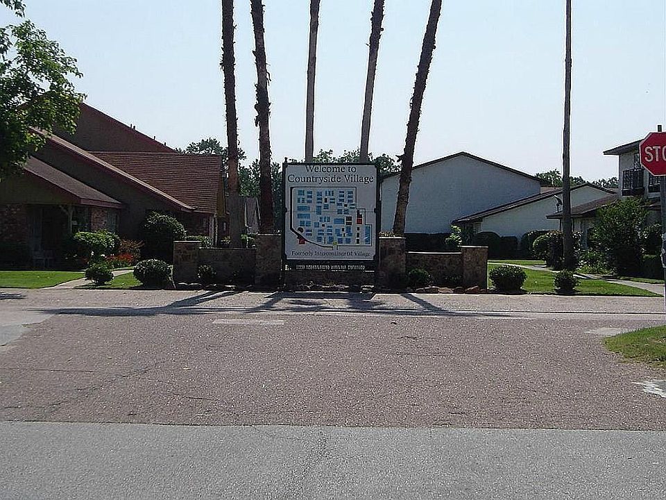 1st image of 1955 Country Village Blvd