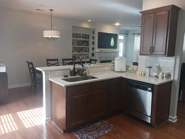 3040 Treadwell St — Photo 16
