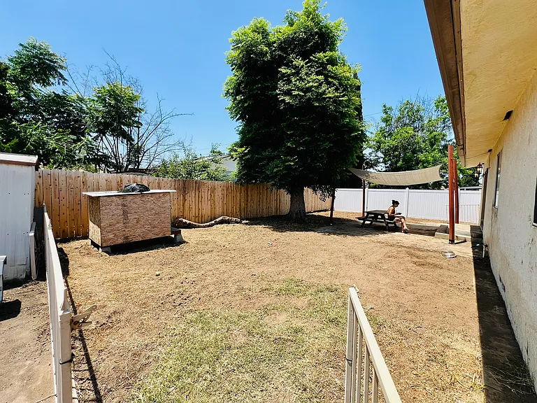 1203 Marline Ave — Photo 13