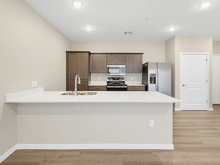 1819 Palace Dr #1C — Photo 1