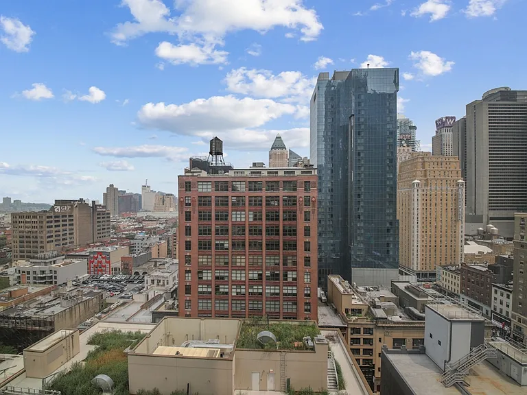 312 W 43rd St #16H — Photo 5