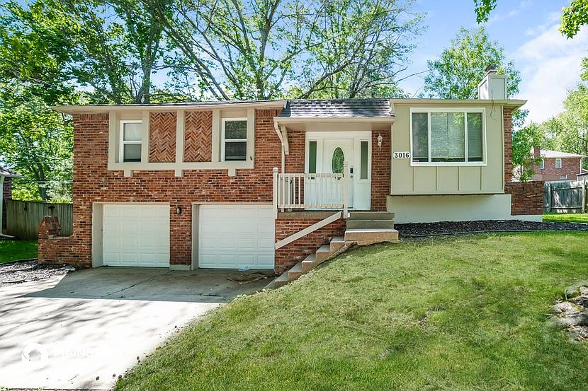 1st image of 3016 NW Windsor Pl