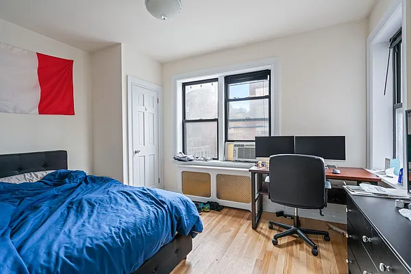 Rented by Anchor Associates | media 3