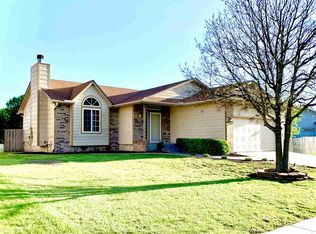 5605 Shadowridge St, Wichita, KS 67220