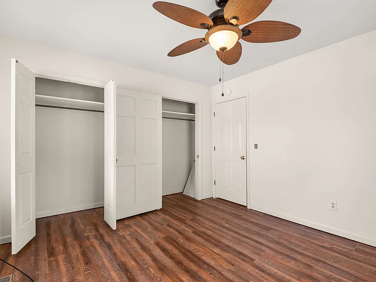 4966 Sherman Oaks Dr — Photo 11