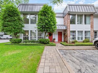 8936 Chatsworth Dr, Houston, TX 77024