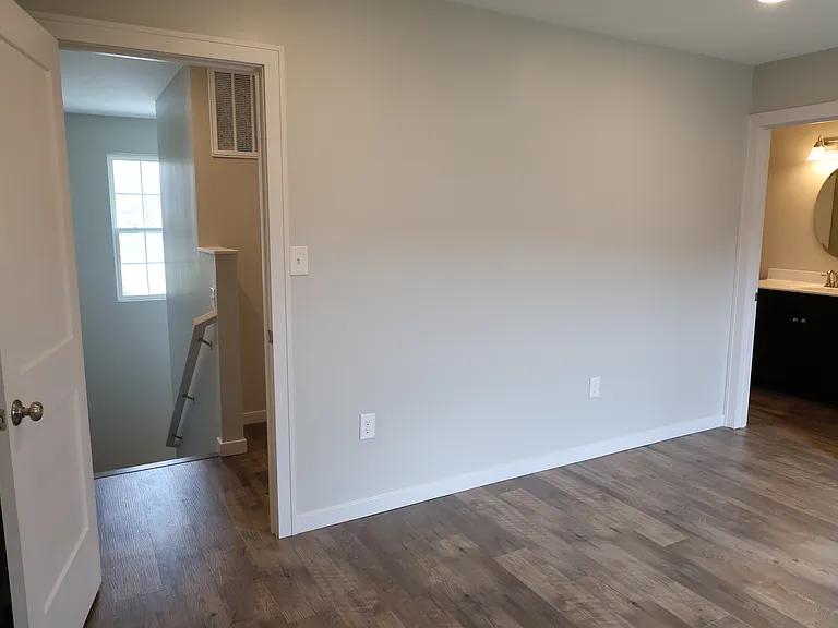 2985 N State Highway 7 — Photo 179