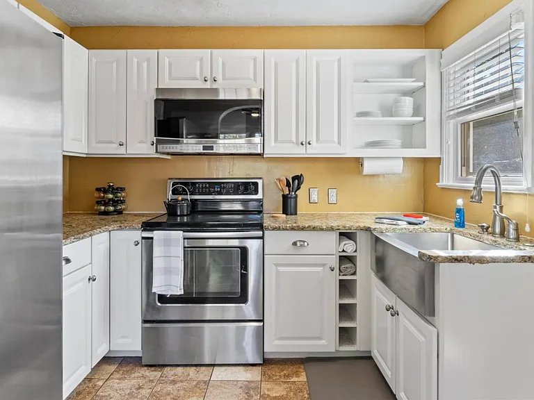 1815 W Idaho St — Photo 12