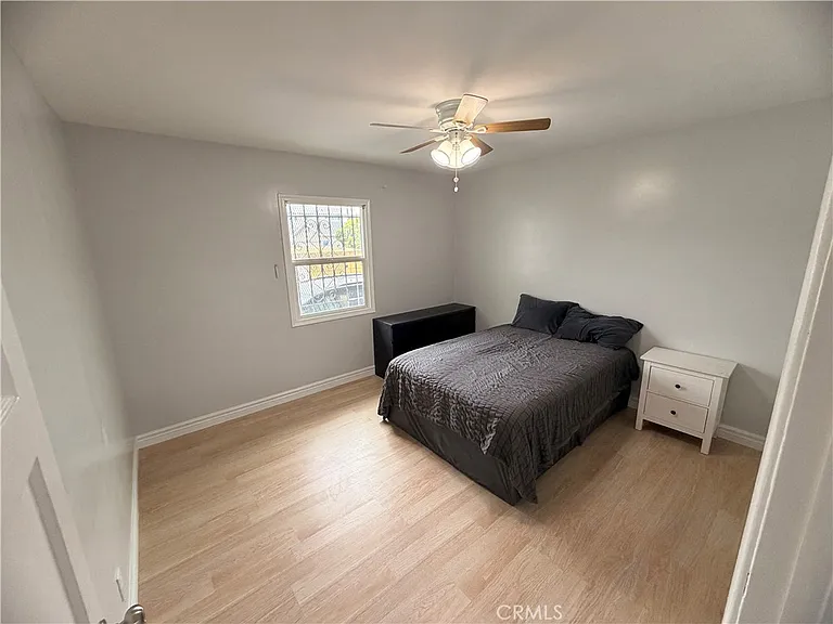 10202 Doty Ave — Photo 12