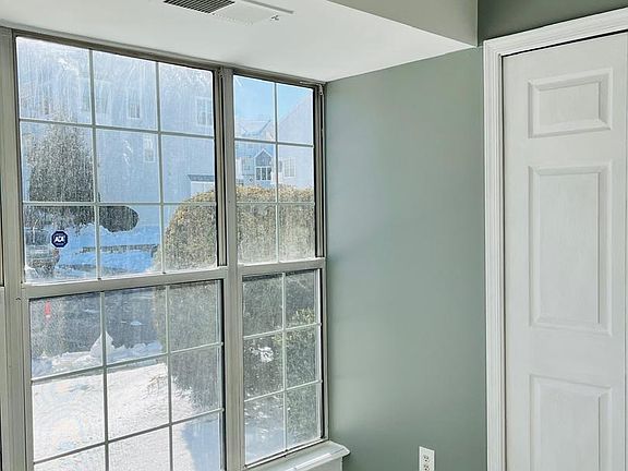 4th image of 11765 Tolson Pl #11765