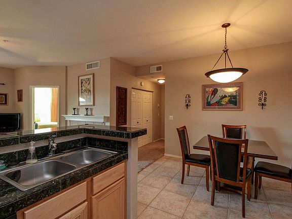 5th image of 1500 E Pusch Wilderness Dr Unit 17203