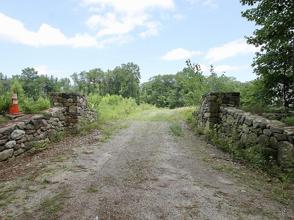 223 Manchaug Rd, Sutton, MA 01590 Zillow