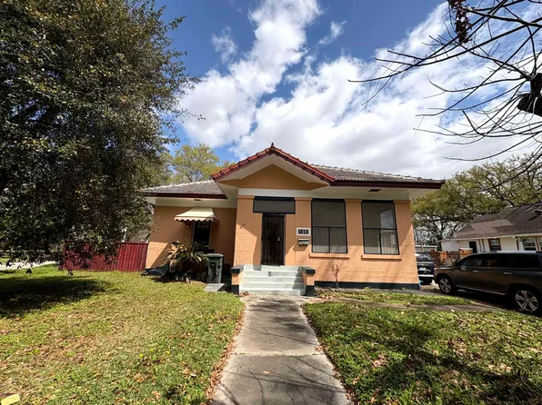 1613 Orange St, Beaumont, TX 77701