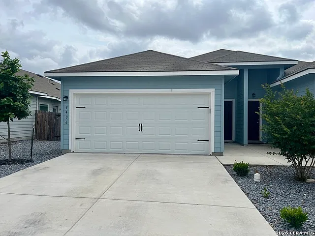 3406 Lindsay Ln — Photo 1