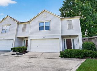 2735 Woodridge Manor Dr, Houston, TX 77087