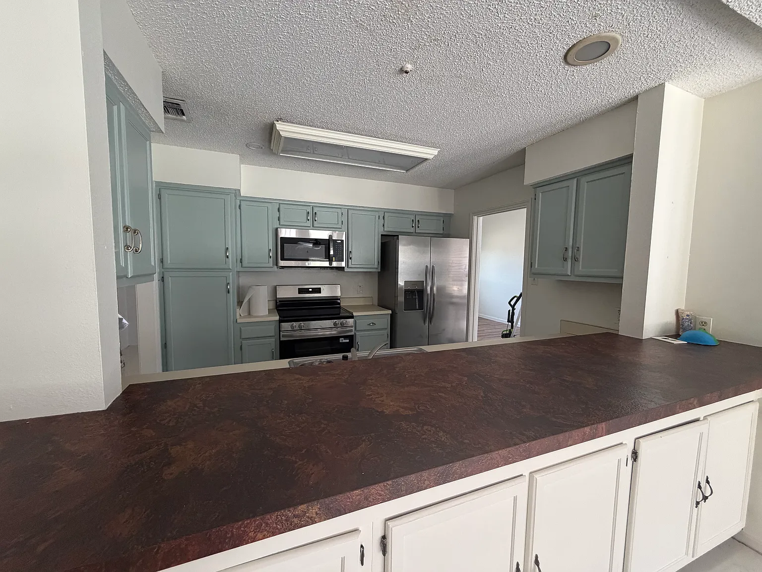 Chateau Estates — Photo 4