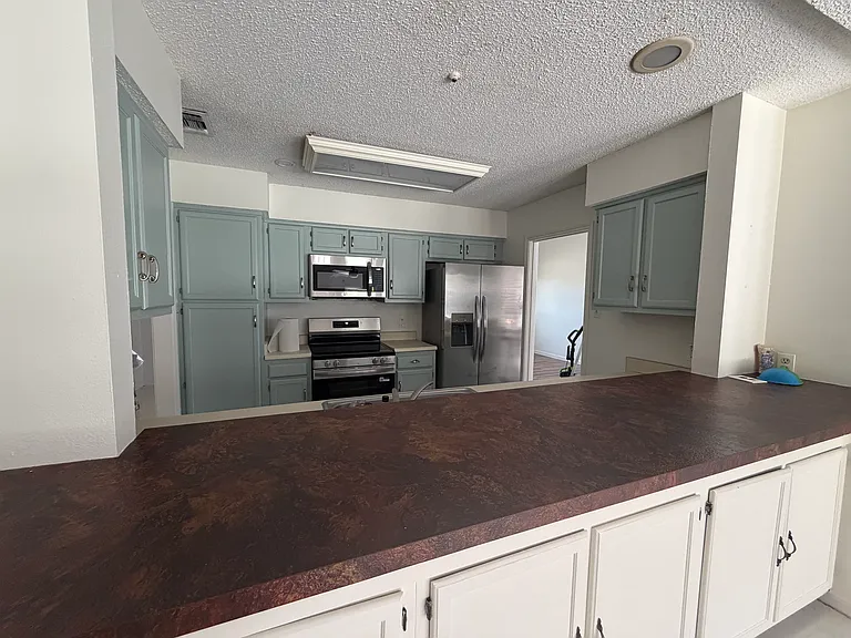 48 Traminer Dr — Photo 4