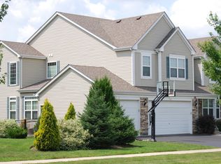 2020 Edgartown Ln, Hoffman Estates, IL 60192