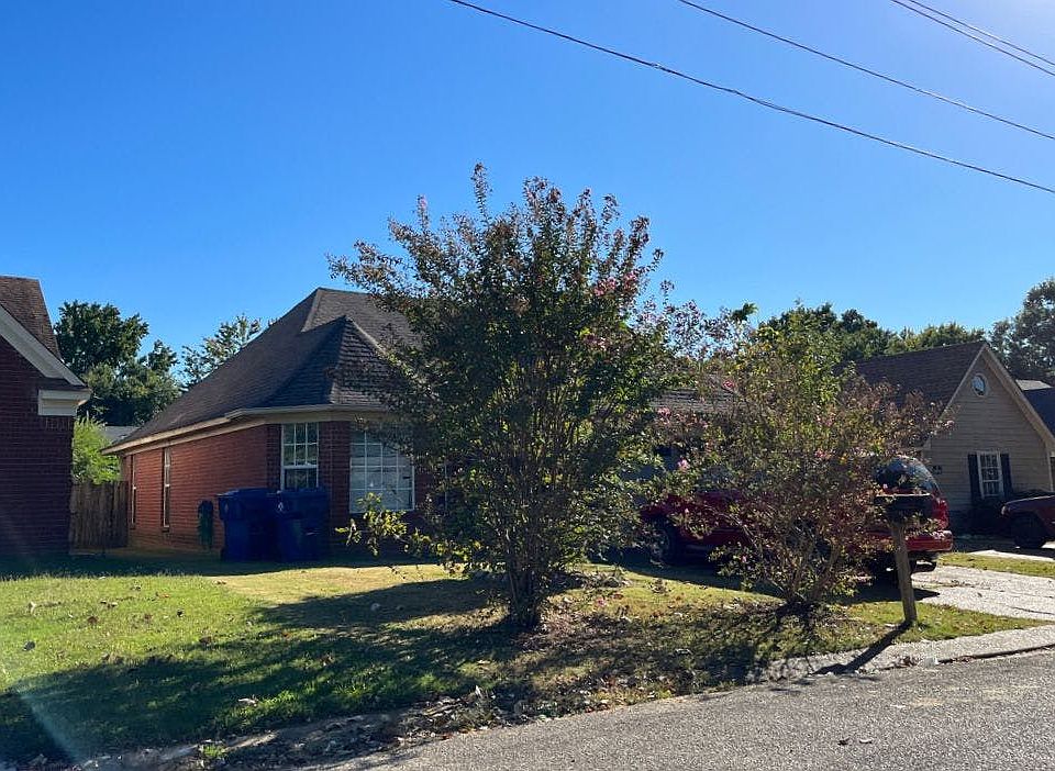 2nd image of 3313 Tulane Rd W