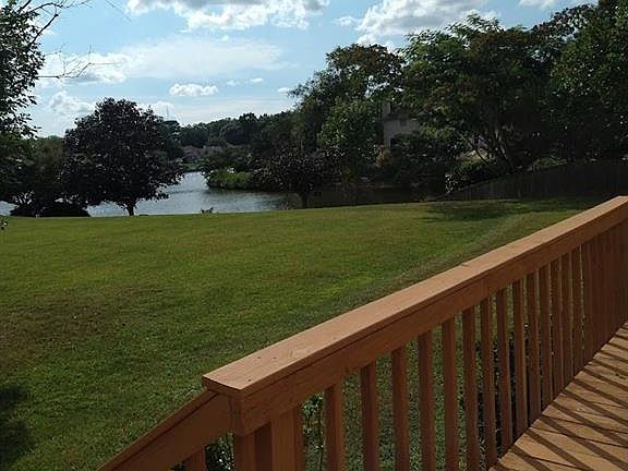 4th image of 1112 Highlands Ct