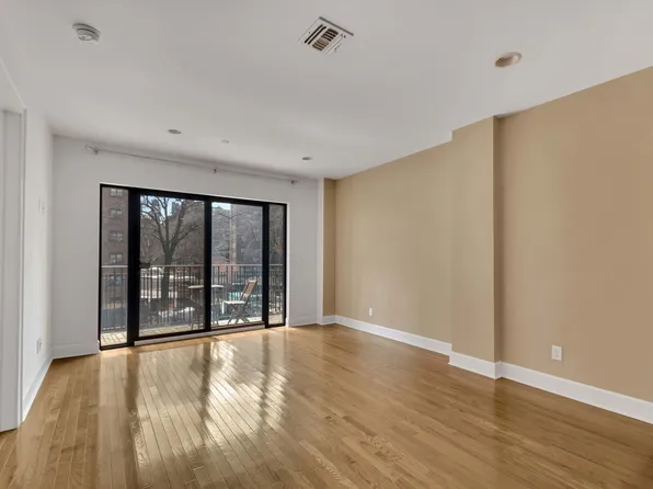 185 York Street image 7 of 9