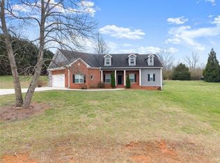 5615 Little Branch Cir, Clermont, GA 30527